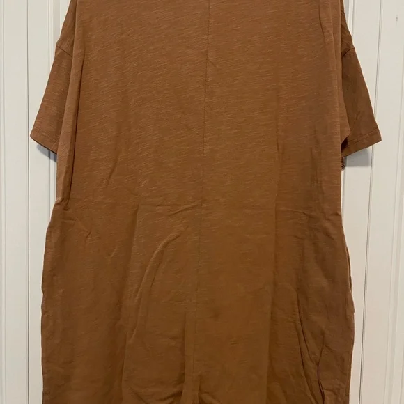 Rylee + Cru Tan Collared Button Romper with side pockets size L - Picture 3 of 4